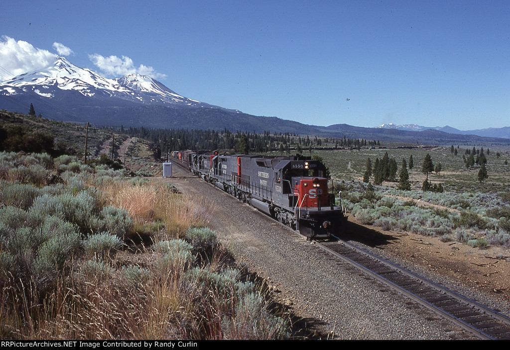 SP 8550 East pulling out of siding